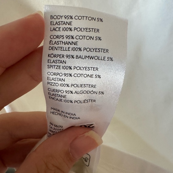 Anthropologie Black and White Crochet Ruffled Blouse - XS - Picture 8 of 8